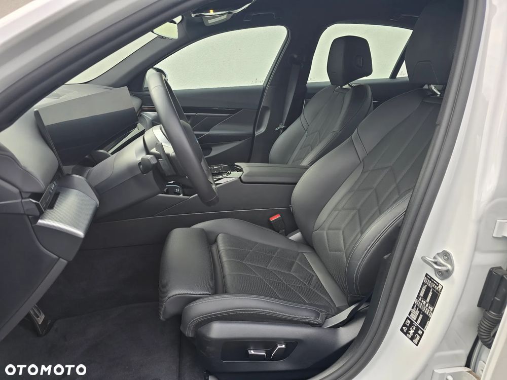 BMW Seria 5 520d xDrive mHEV M Sport - 7