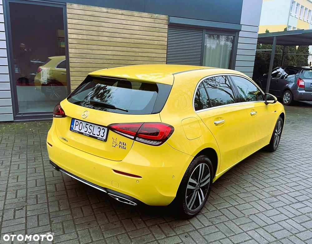 Mercedes-Benz Klasa A 250 E Progressive 8G-DCT - 3