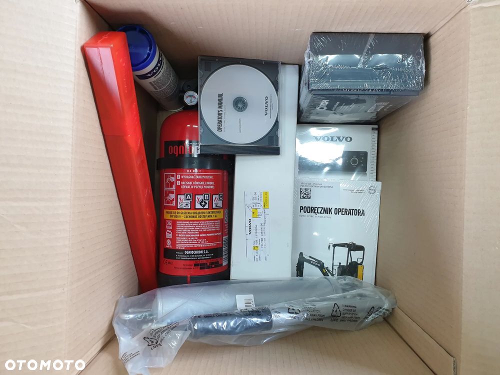 Volvo EC18E, DŁUGIE RAMIĘ, DODATKOWA PRZECIWWAGA, ROZSUWANE GĄSIENICE, 3 ŁYŻKI + SZYBKOZŁĄCZE VOLVO, NOWA DOSTĘPNA OD RĘKI, GWARANCJA Volvo Polska - 21