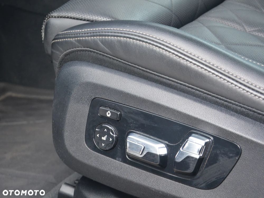 BMW X6 xDrive30d - 18