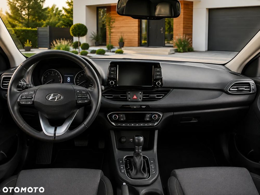 Hyundai i30 1.5 T-GDI 48V Smart DCT - 11