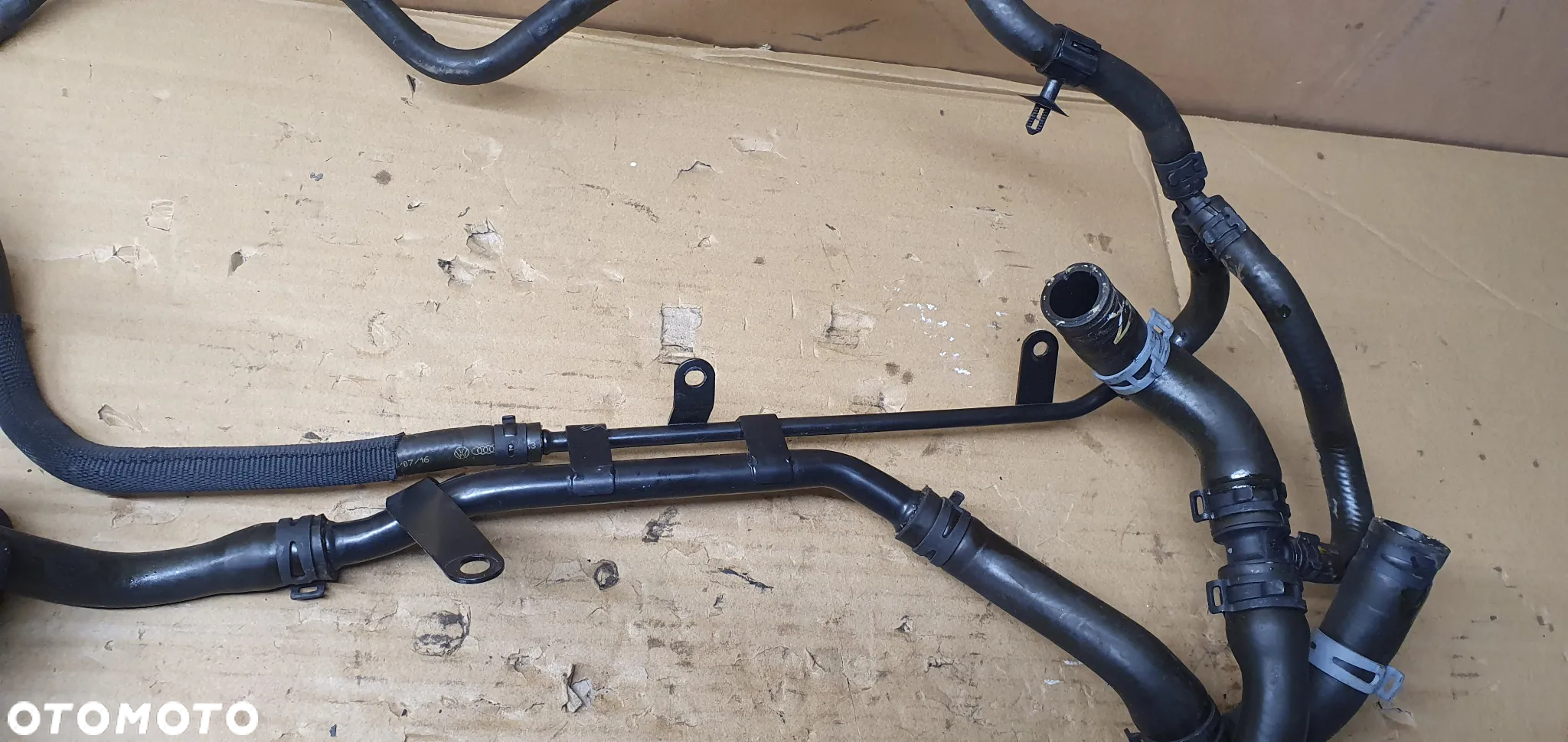 Przewód wąż wody rurka VW Polo V 6R 1.0 3C0121109 - 8