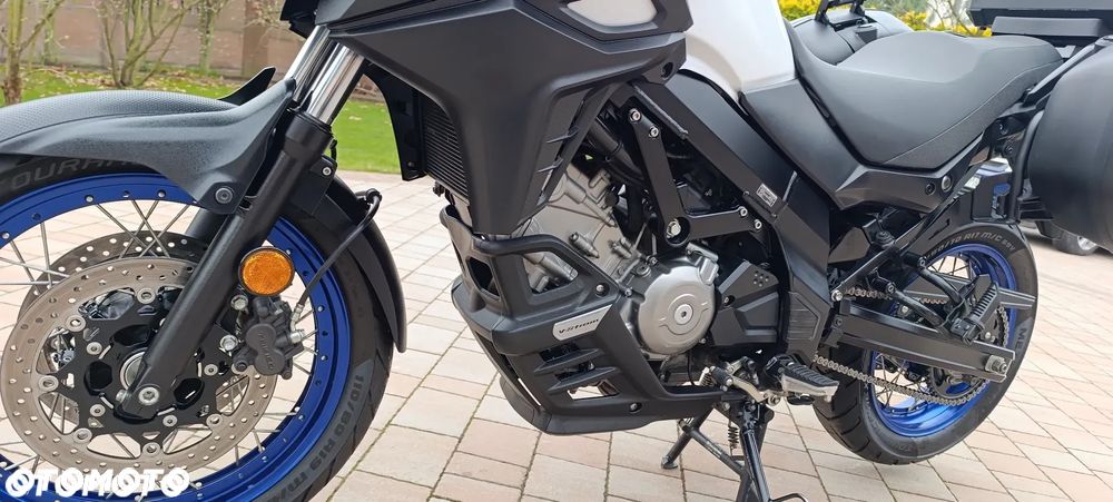 Suzuki V-STROM - 40