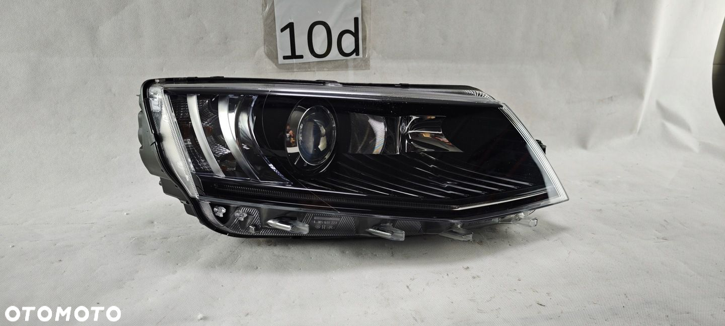 SKODA OCTAVIA III 3 XENON PRAWY SKRĘTNY LED LAMPA PRAWA 5E1941016B - 3