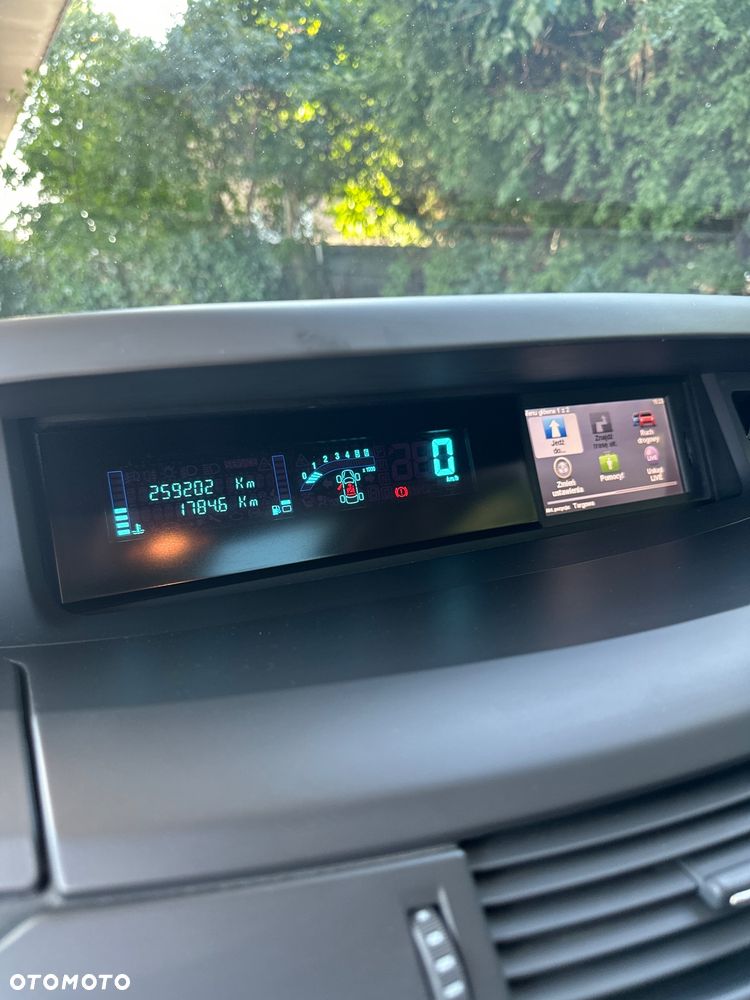 Renault Espace 2.0 dCi SL Alcantara - 10