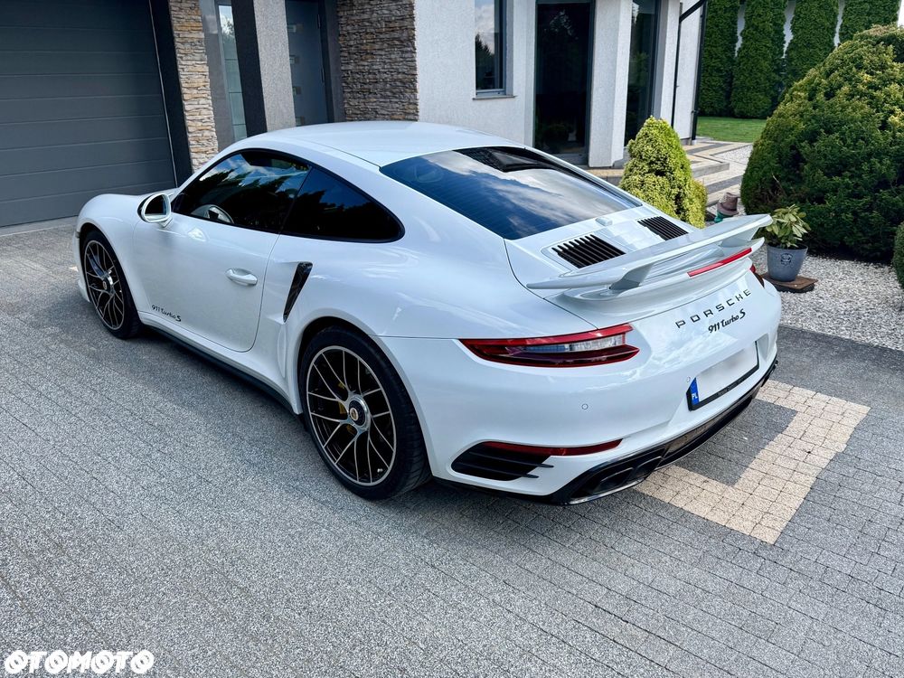 Porsche 911 Turbo S - 5