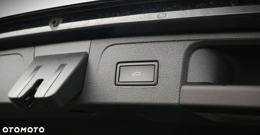 Volkswagen Passat Variant - 32