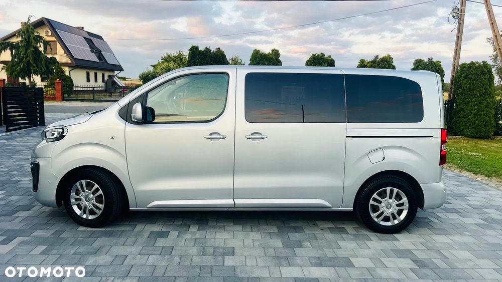 Peugeot Traveller - 3