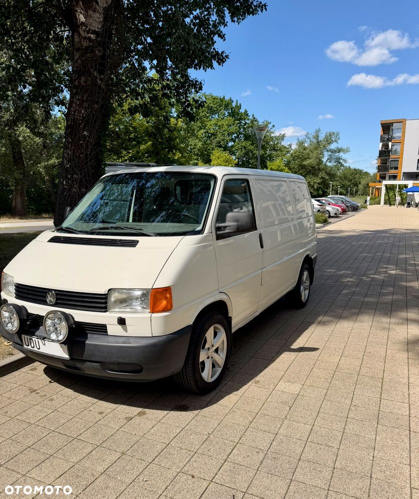 Volkswagen Transporter T4 SYNCRO - 2