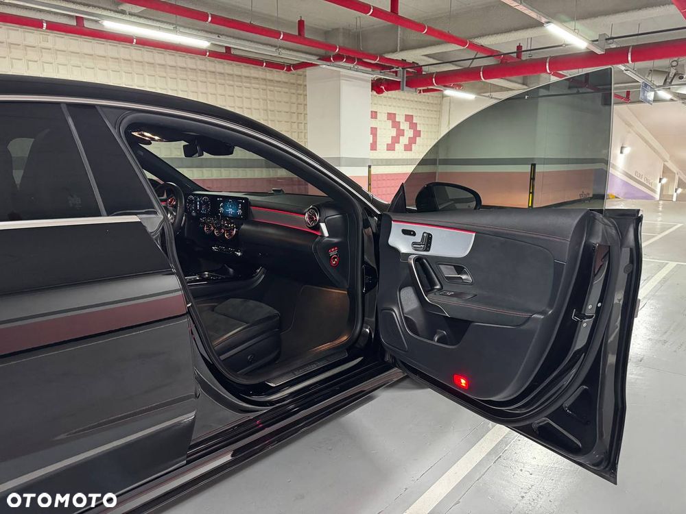 Mercedes-Benz CLA 250 4Matic 8G-DCT Edition AMG Line - 9