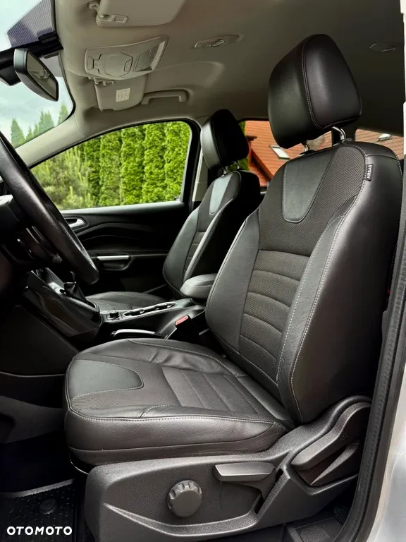Ford Kuga 2.0 TDCi 4WD Titanium - 29