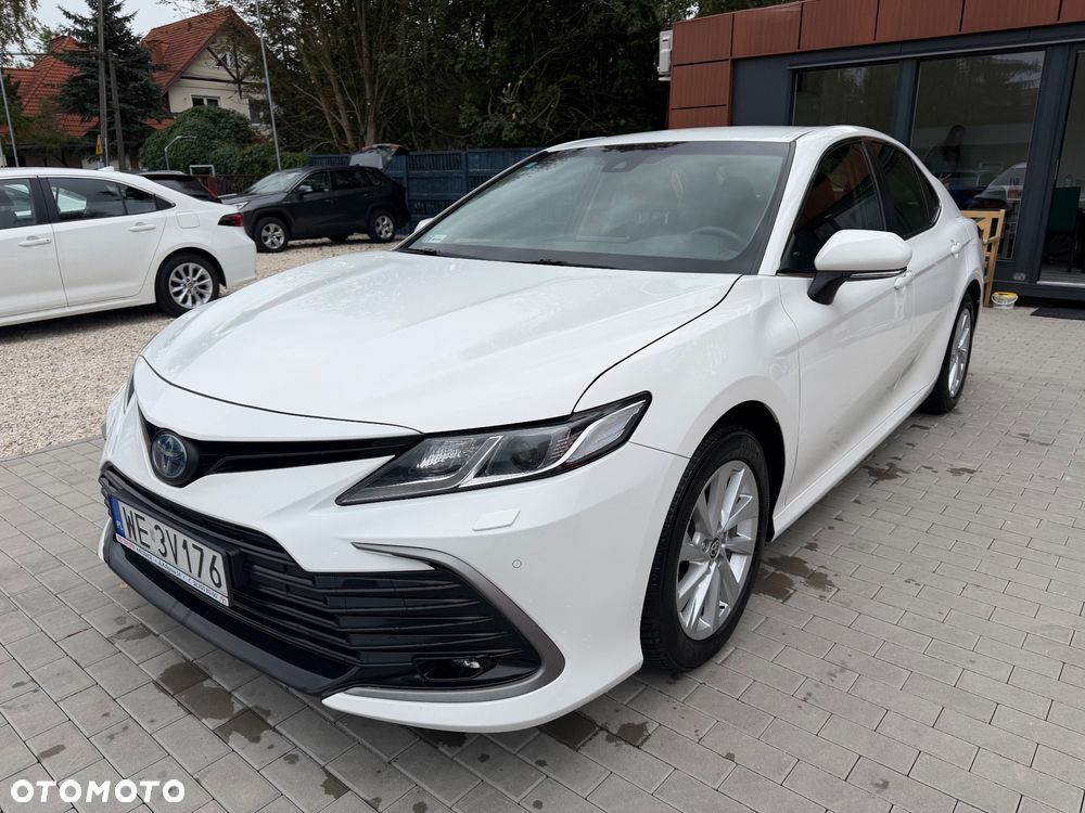 Toyota Camry 2.5 Hybrid Comfort CVT - 2
