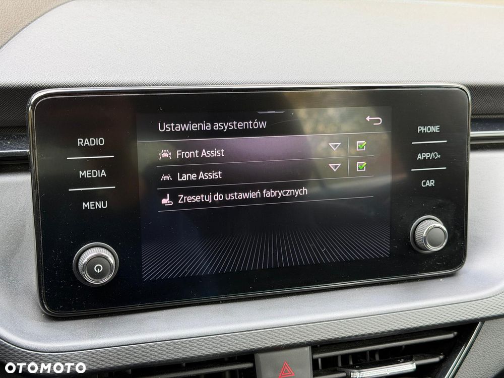 Skoda Scala 1.0 TSI Ambition DSG - 33