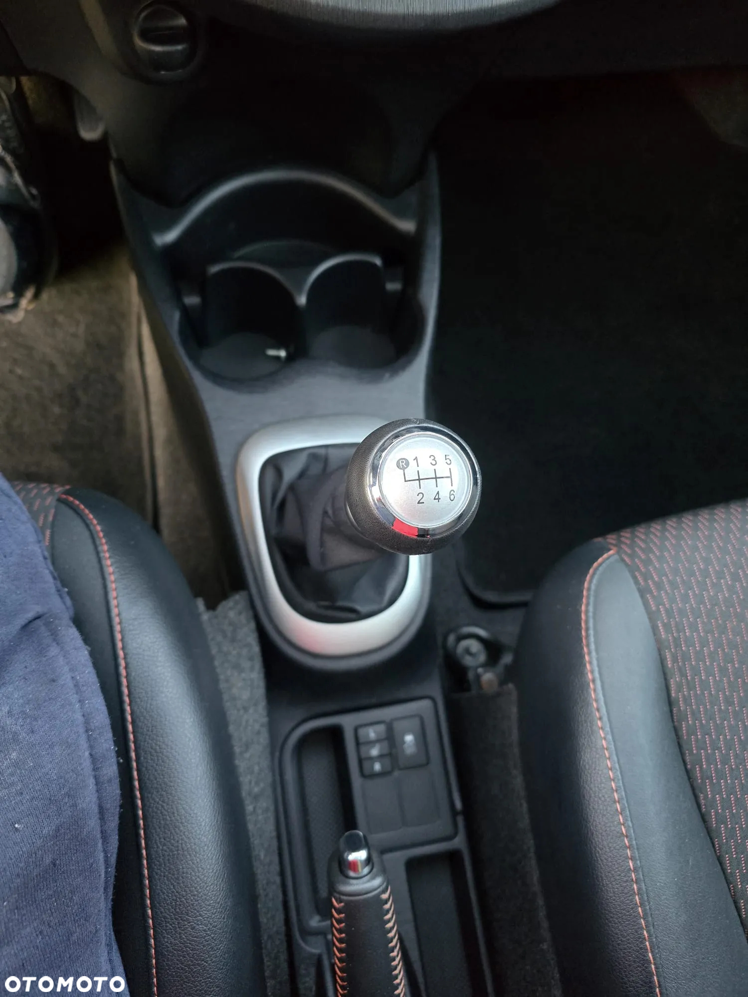 Toyota Yaris 1.33 VVT-i Executive - 14