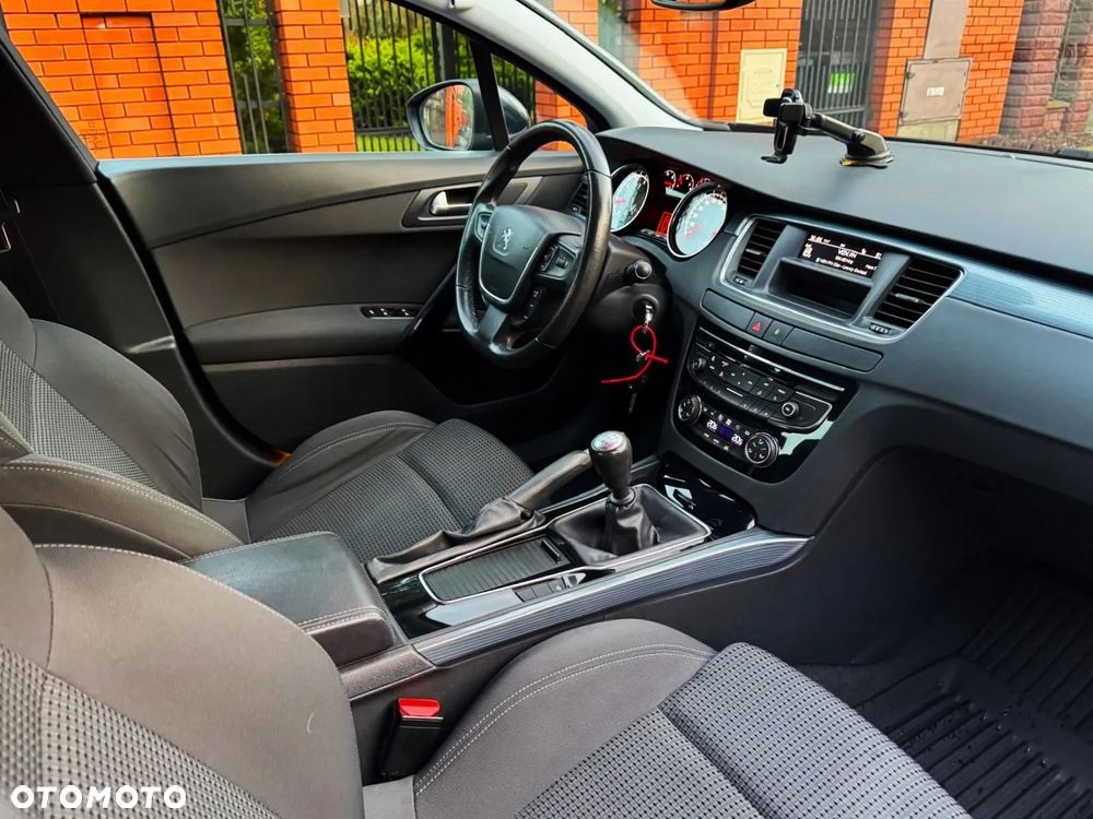 Peugeot 508 1.6 T Allure - 18