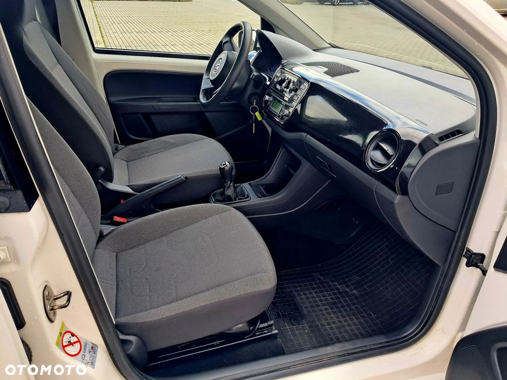 Volkswagen up! BlueMotion Technology cup - 11