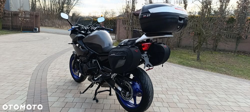 Yamaha XJ - 9