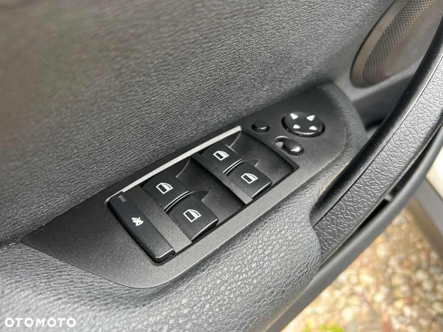 BMW X1 xDrive20d Sport Line - 14