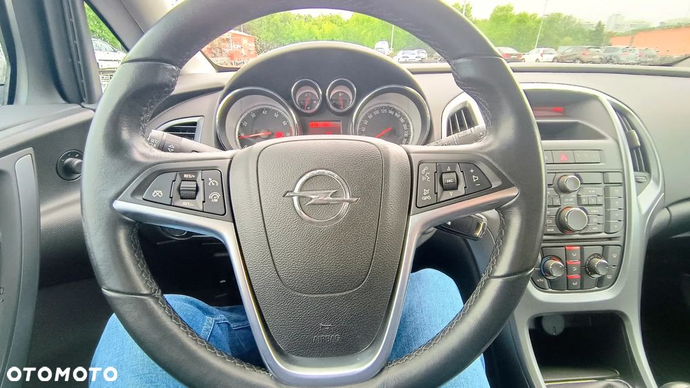 Opel Astra 1.4 T Enjoy EU6 - 12