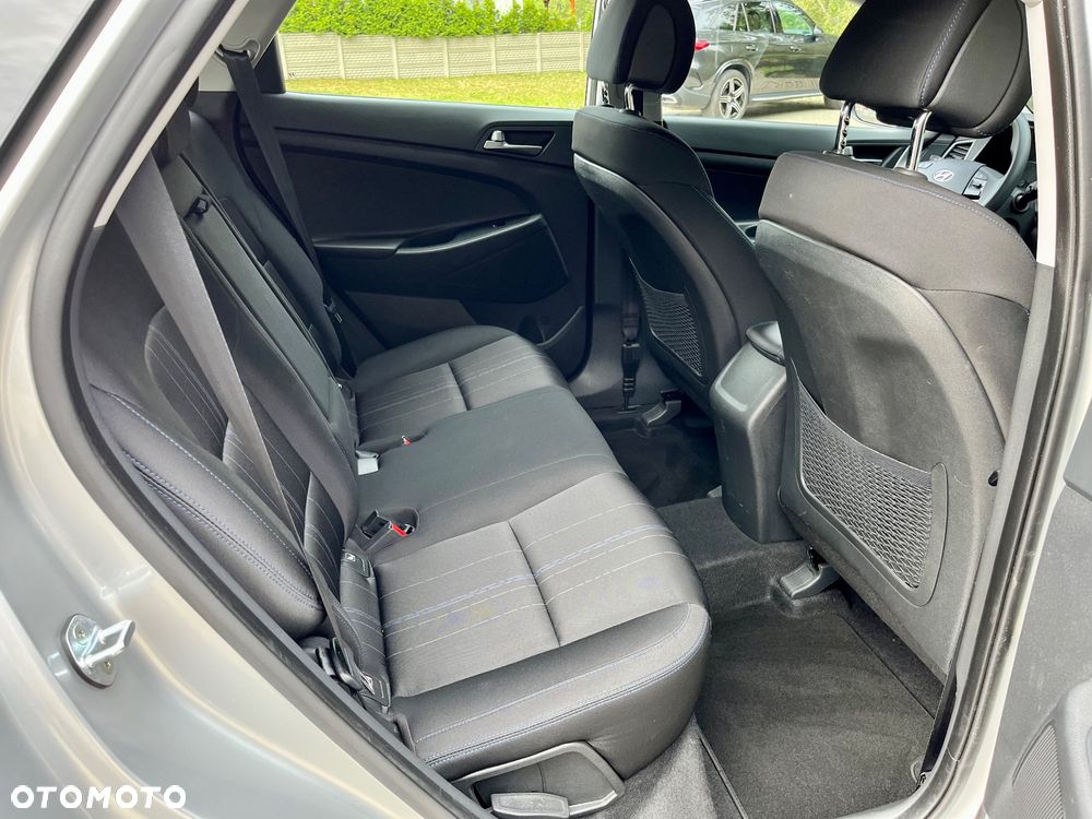 Hyundai Tucson blue 1.7 CRDi 2WD Classic - 13