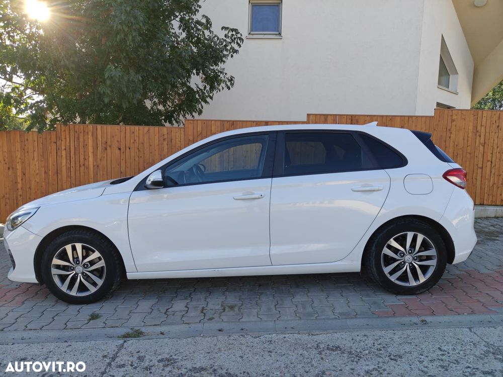 Hyundai i30 1.4 100CP 5DR M/T Highway+ - 7