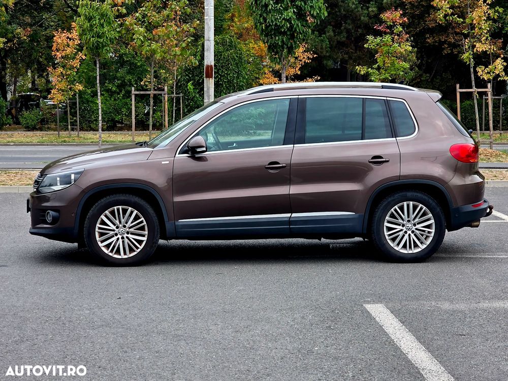 Volkswagen Tiguan 2.0 TDI DPF BlueMotion Technology Cup Sport & Style - 11