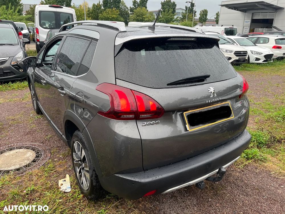 Peugeot 2008 1.2 PureTech Turbo S&S Allure - 2