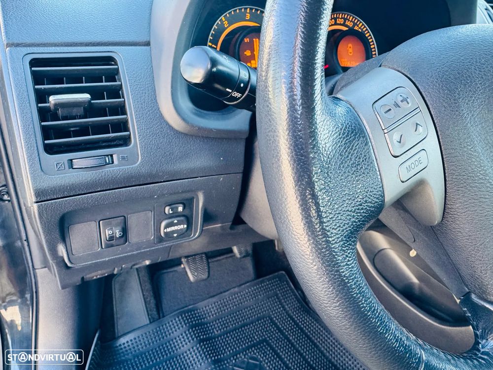 Toyota Corolla 1.4 D-4D Premium Pack - 10