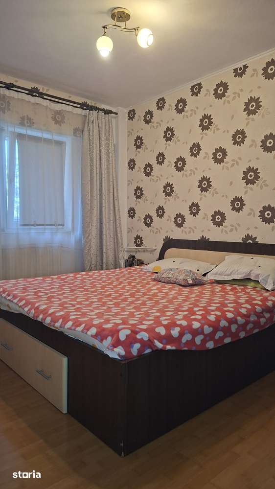 APARTAMENT 4 CAMERE | ETAJ 1– ZONA BERE — fotografia 1