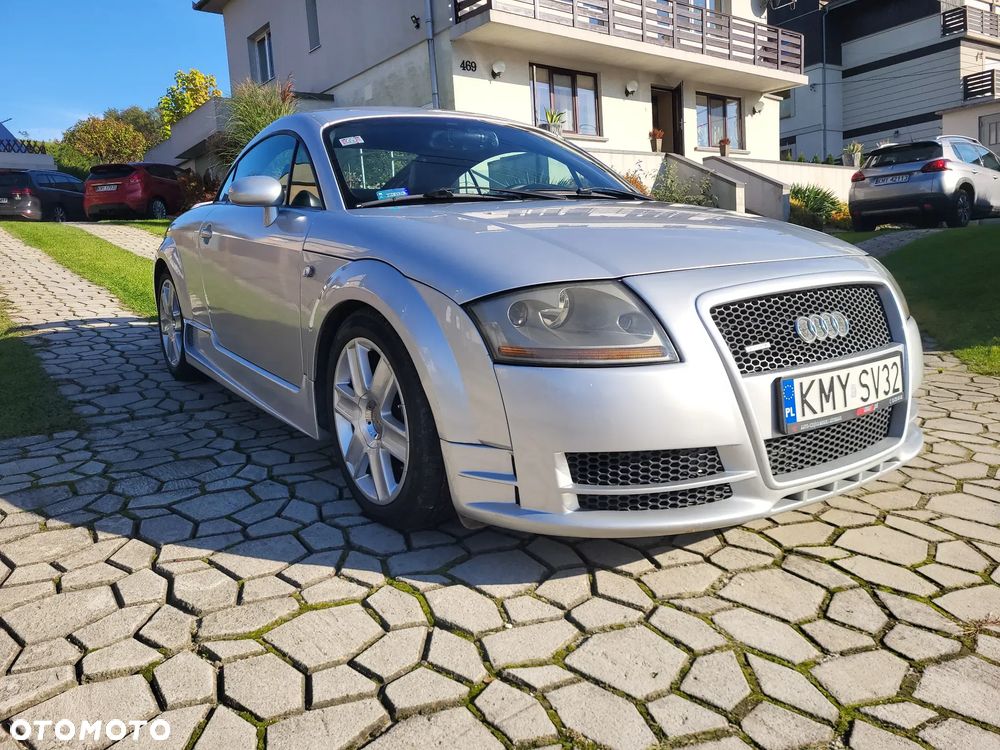 Audi TT Coupé 1.8T Quattro - 33