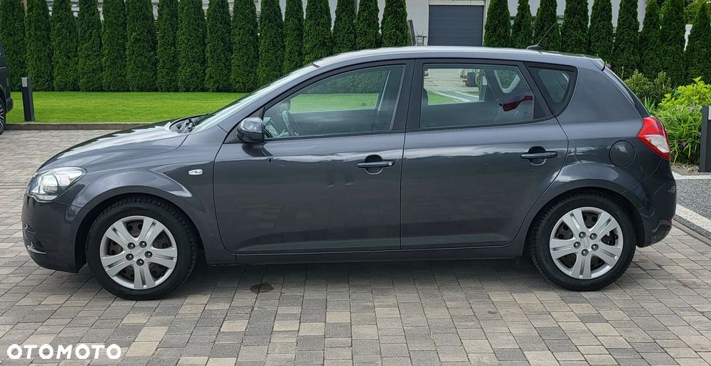 Kia Ceed 1.4 Comfort - 6