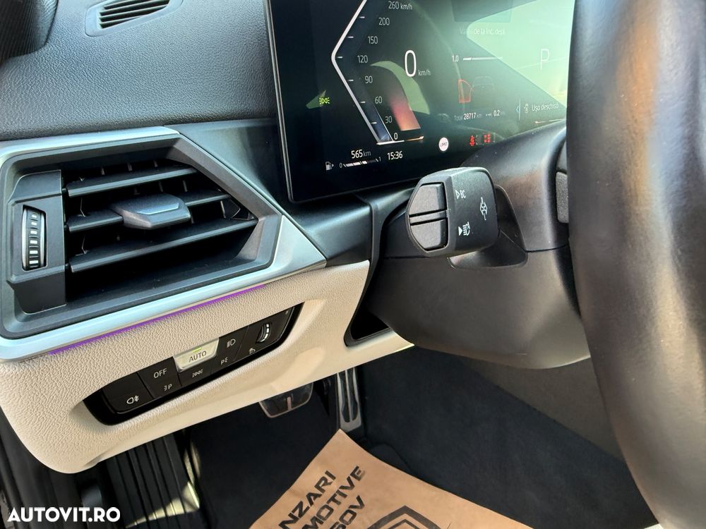 BMW Seria 3 330d xDrive AT MHEV - 29