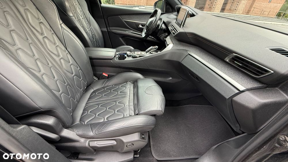 Peugeot 3008 - 23