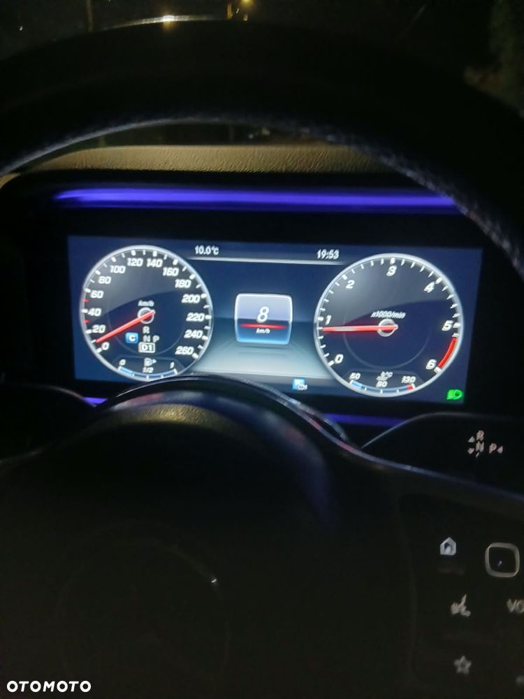 Mercedes-Benz Klasa E 220 d 4-Matic Business Edition 9G-TRONIC - 17