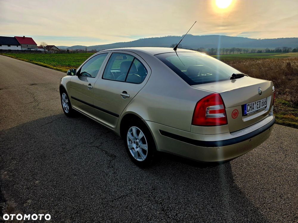 Skoda Octavia 1.6 IMPULS EDITION - 4