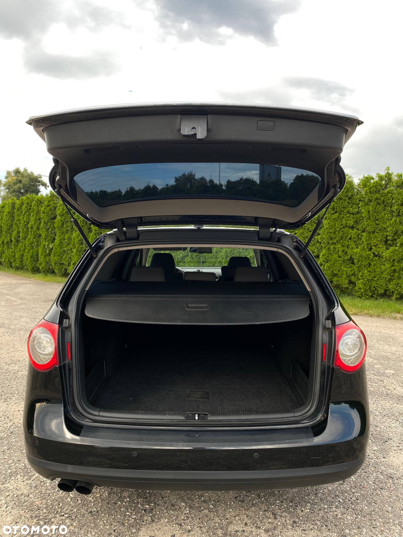 Volkswagen Passat - 11