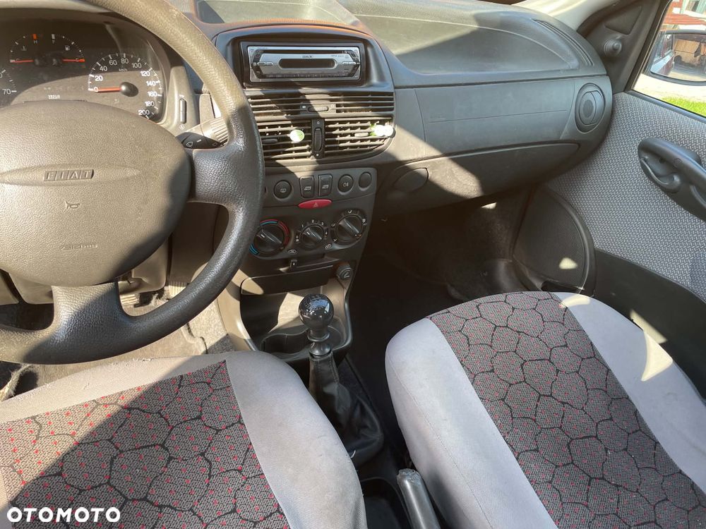 Fiat Punto 1.2 8V - 3