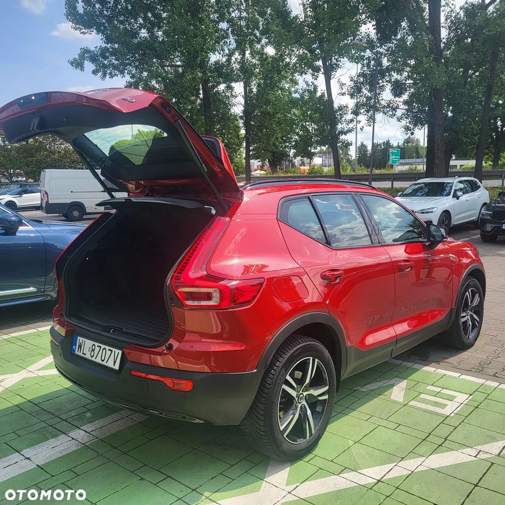 Volvo XC 40 B3 Plus Dark - 5