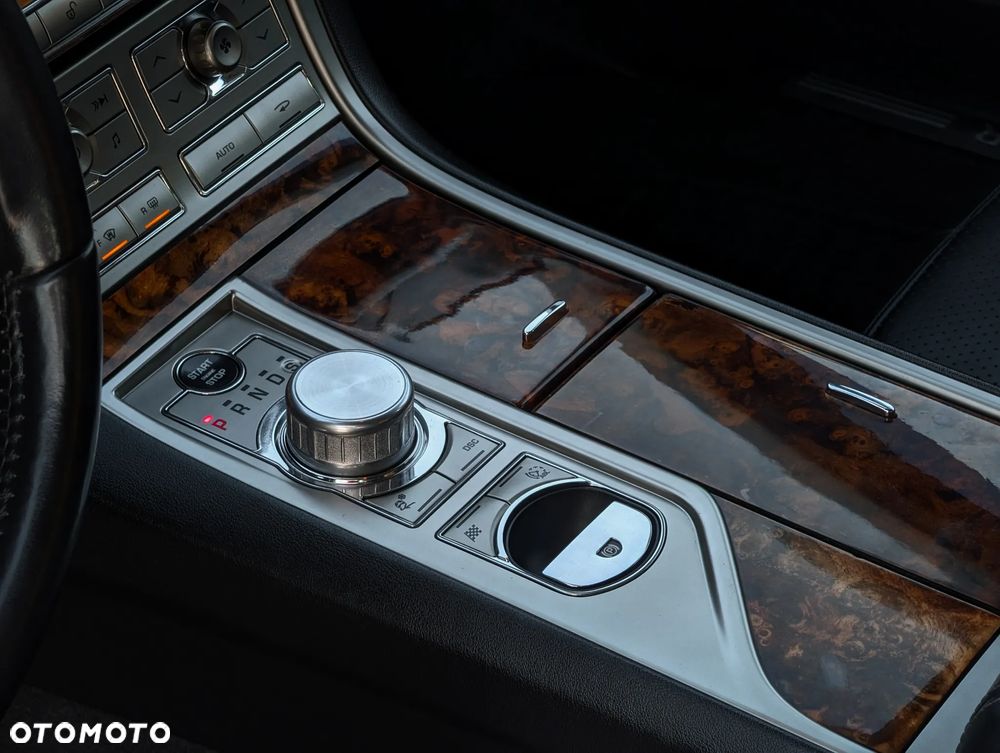 Jaguar XF 3.0 V6 S Luxury - 20