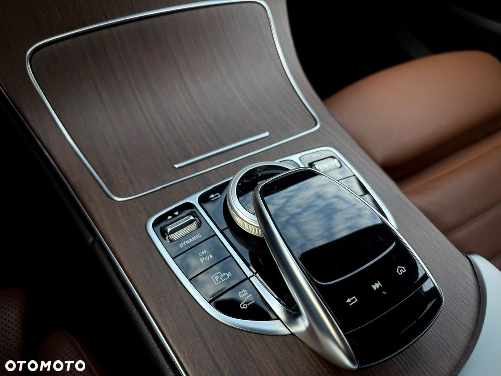 Mercedes-Benz Klasa C - 9