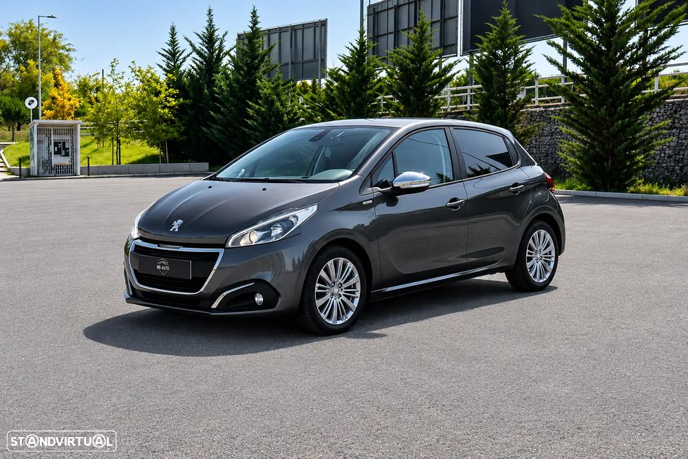 Peugeot 208 1.6 BlueHDi Style - 1