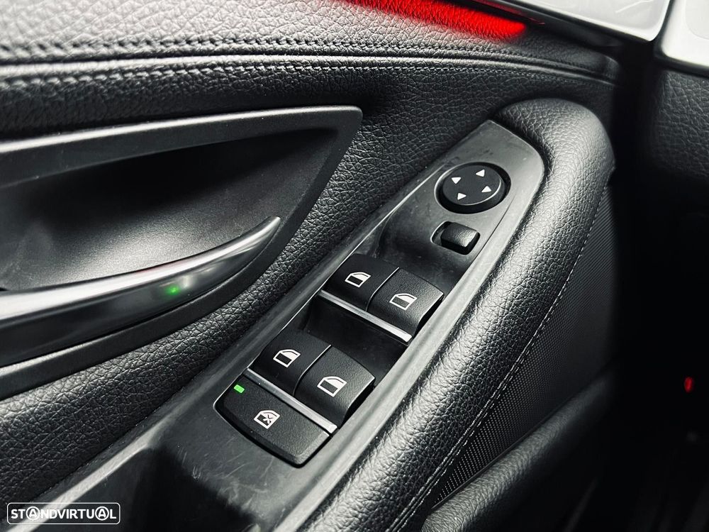 BMW 520 d Pack M Auto - 34