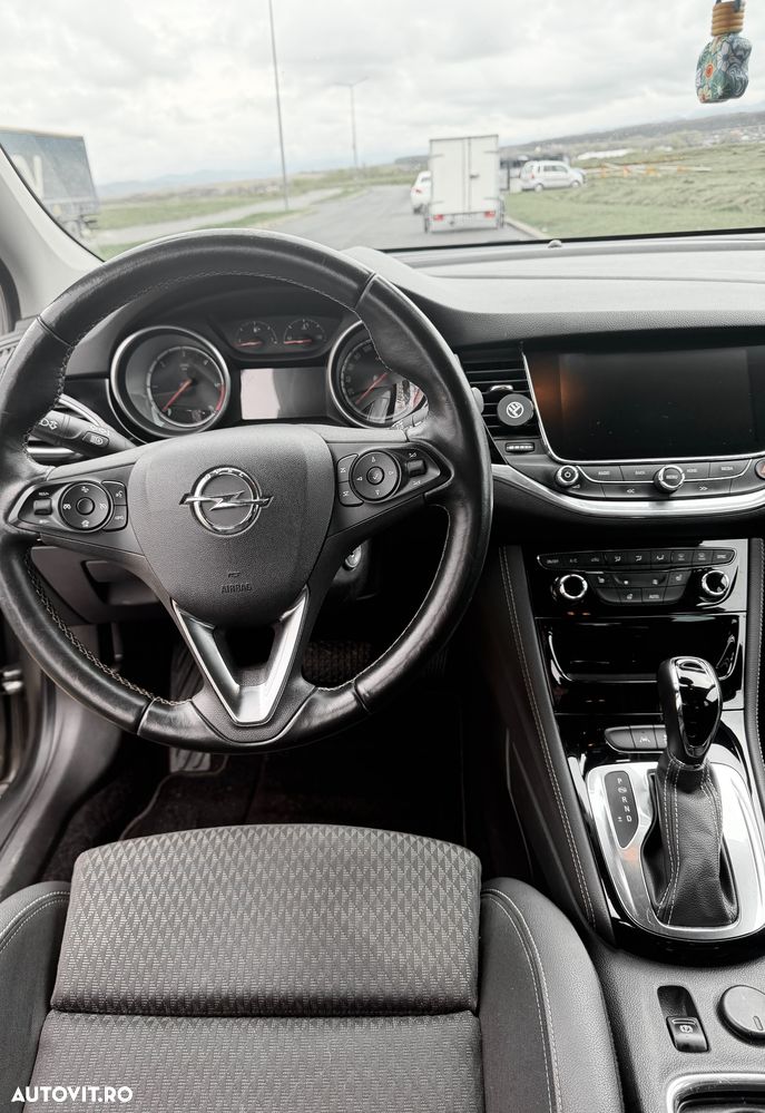 Opel Astra 1.6 D (CDTI) Automatik Innovation - 10