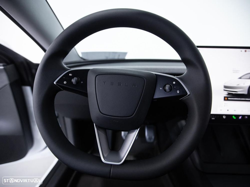 Tesla Model 3 Standard RWD - 17