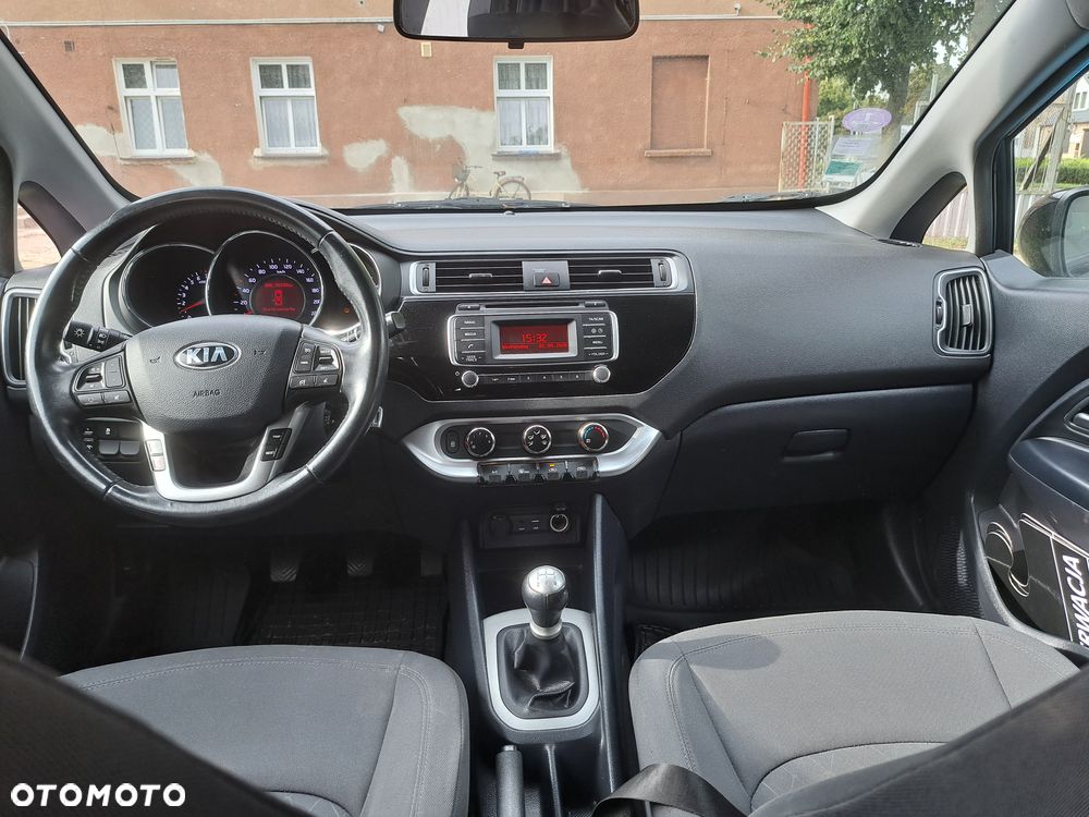 Kia Rio 1.2 M - 12