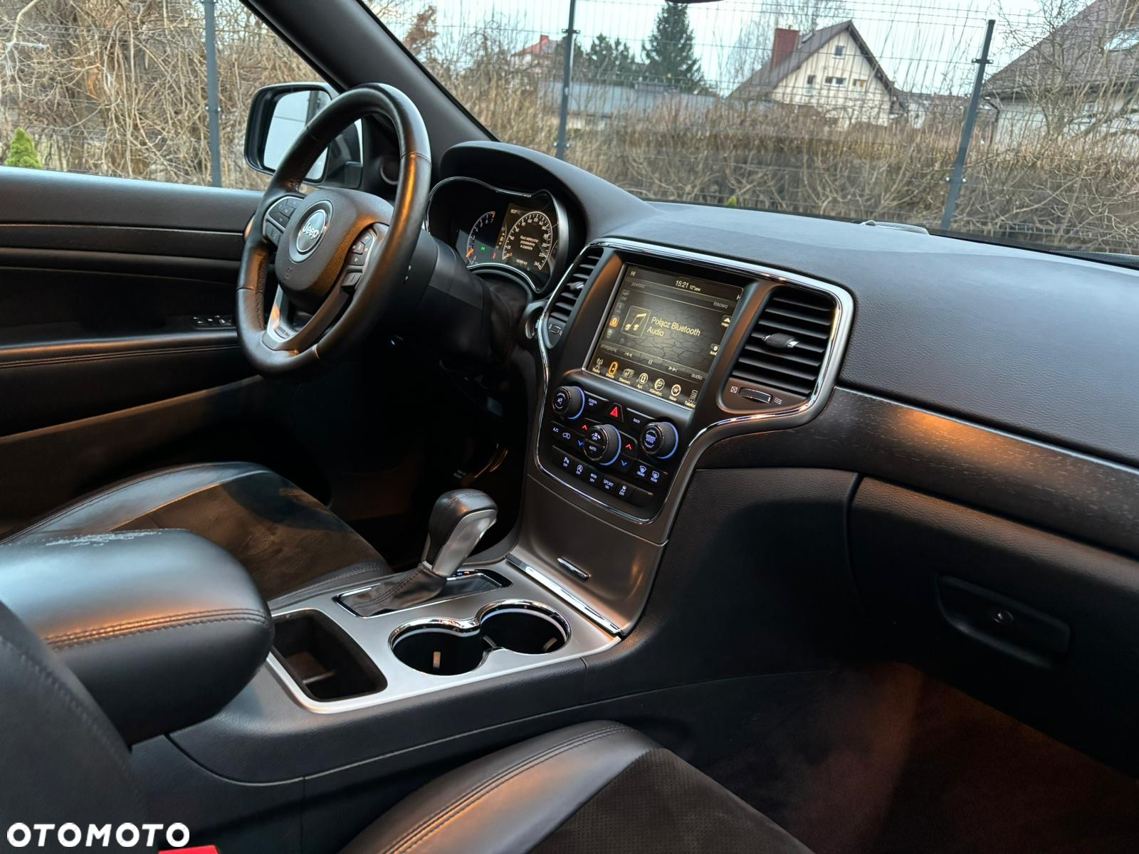Jeep Grand Cherokee - 10