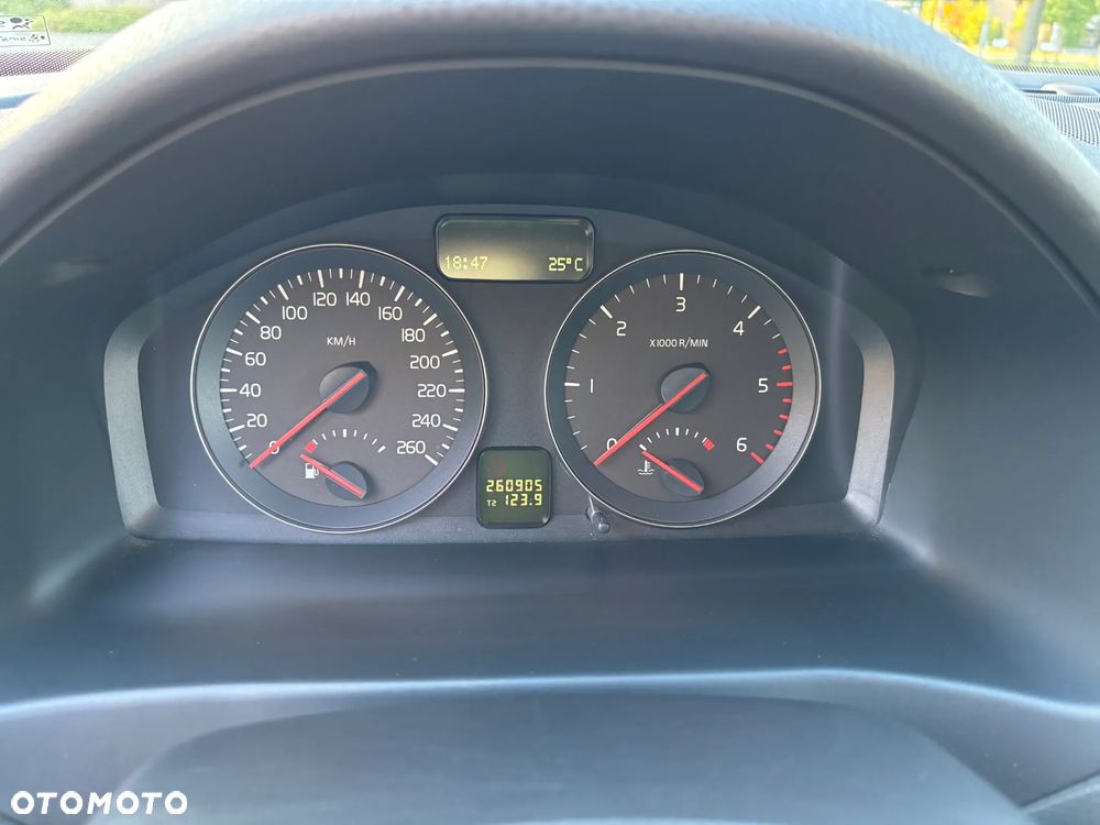 Volvo V50 2.0D Summum - 15