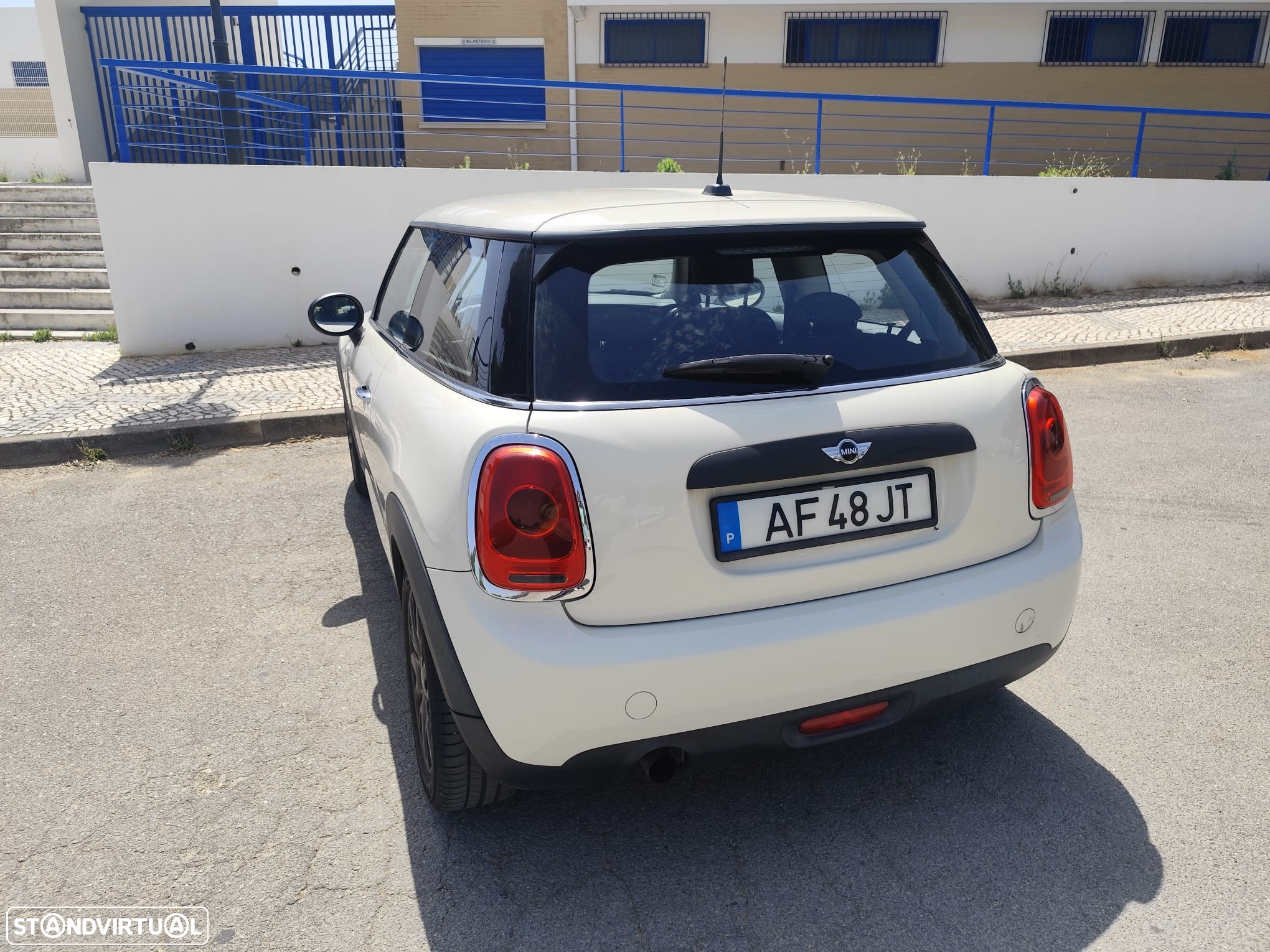MINI 3 Portas One - 4