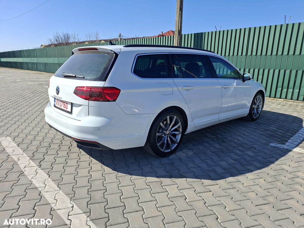 Volkswagen Passat 2.0 TDI SCR DSG Elegance - 11