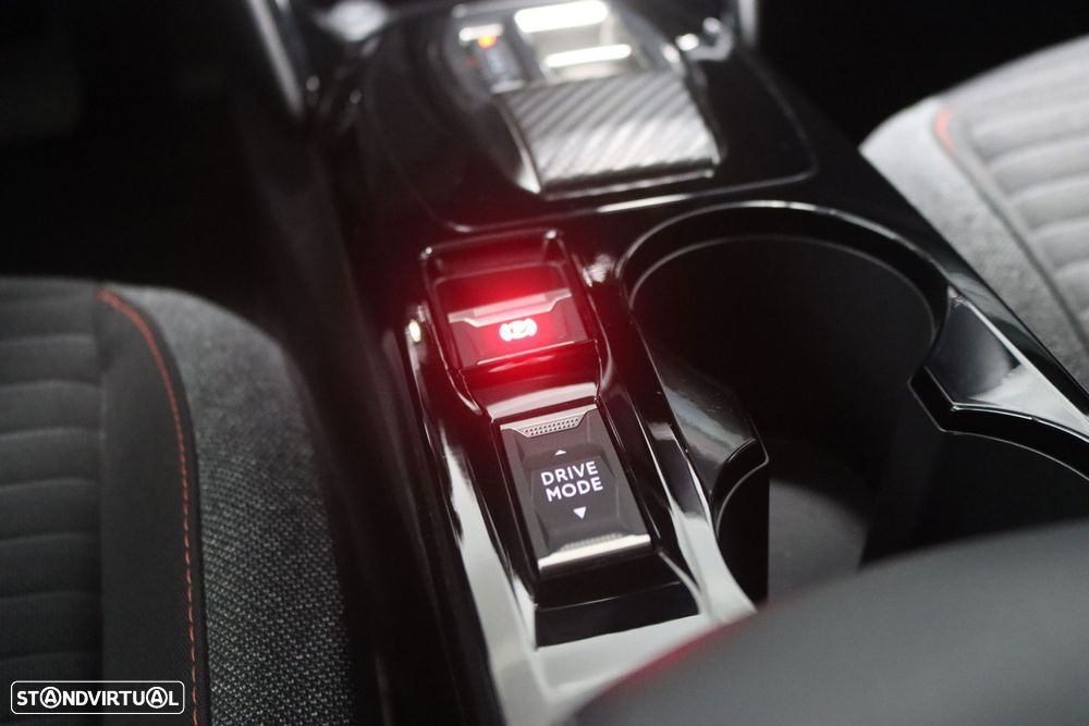 Peugeot e-2008 50 kWh Active Pack - 18